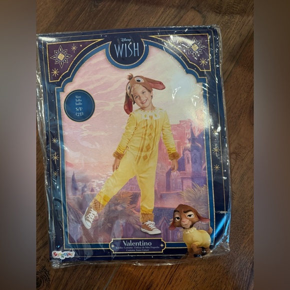 NWT Valentino Toddler Official Disney Wish w/Attached Tail and Hood, Size 2T - Picture 4 of 6